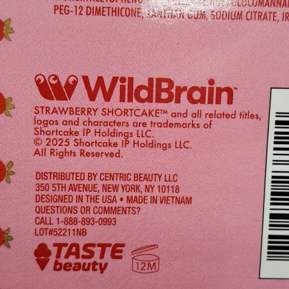 Strawberry Shortcake Spa Glow Set With Carry Case, Hand Cream, Lip And Eye Mask - Picture 7 of 8